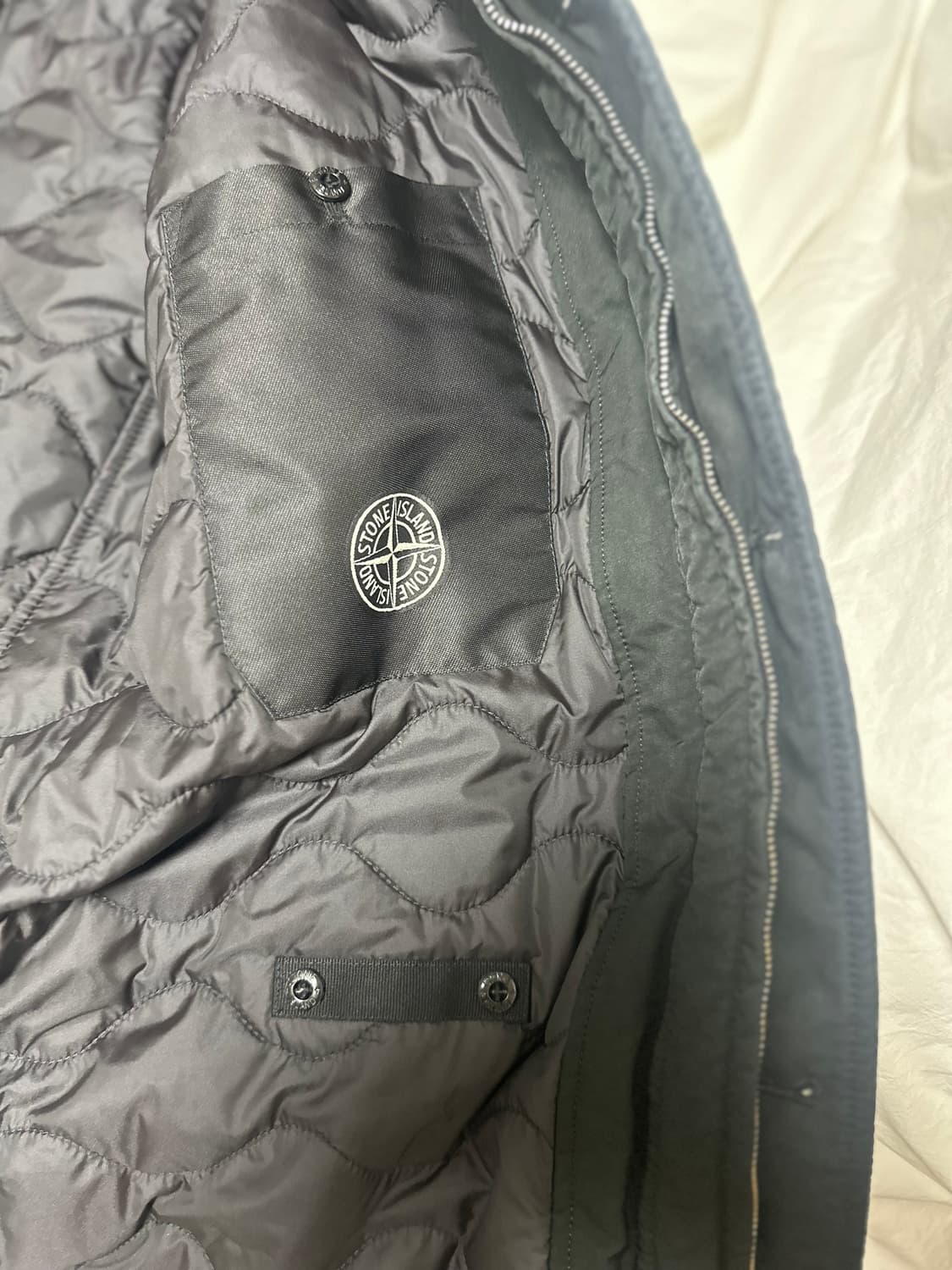 스톤아일랜드 블랙 코트 771570549 V0029  XL 실측기재 상품이미지6