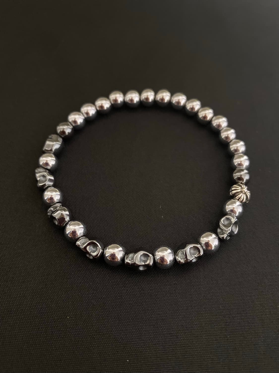 스컬 헤마타이트 팔찌 상품이미지1