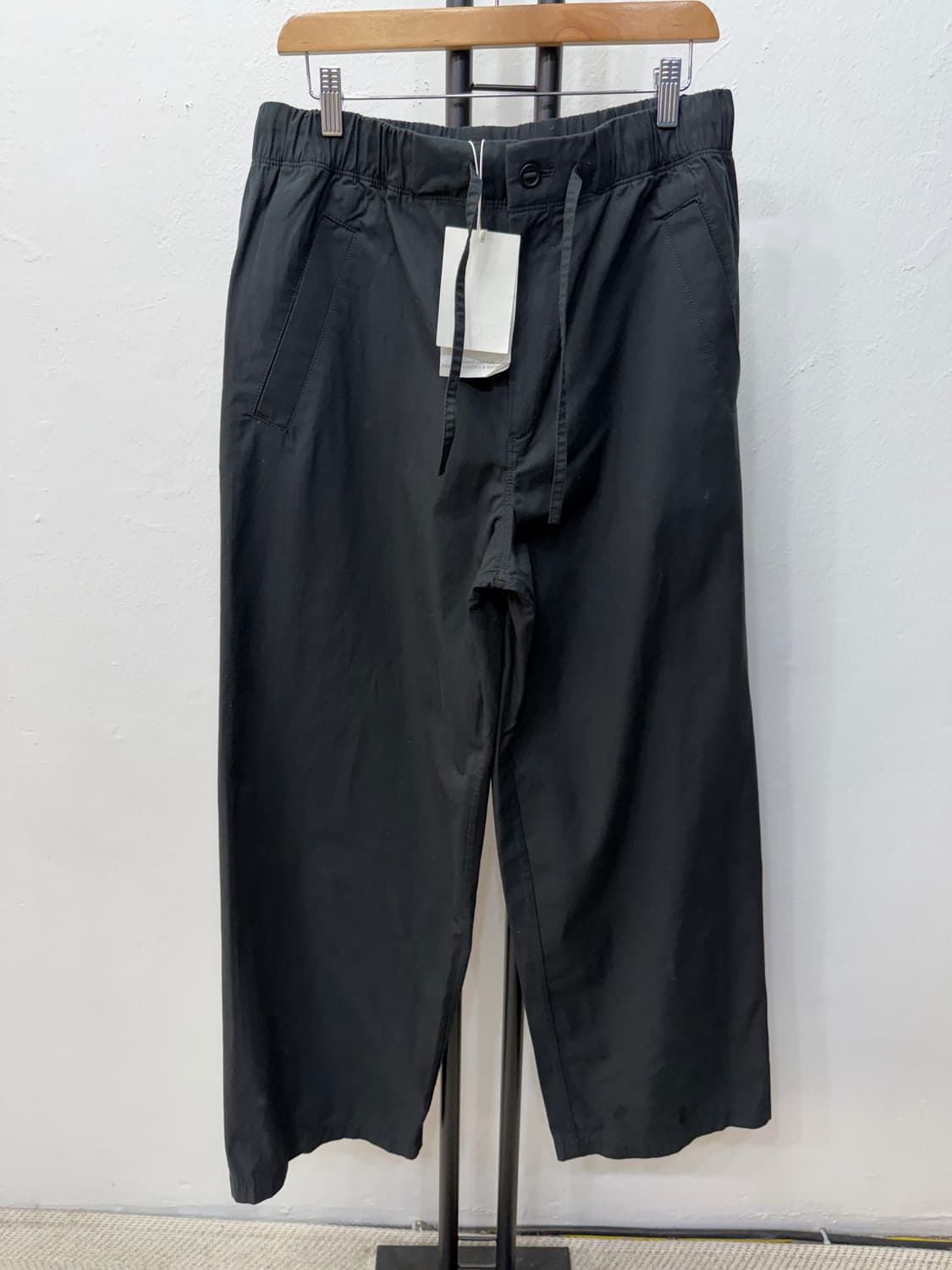 새제품) COS 코스 남성 오버사이즈 밴딩 와이드팬츠 M 상품이미지1