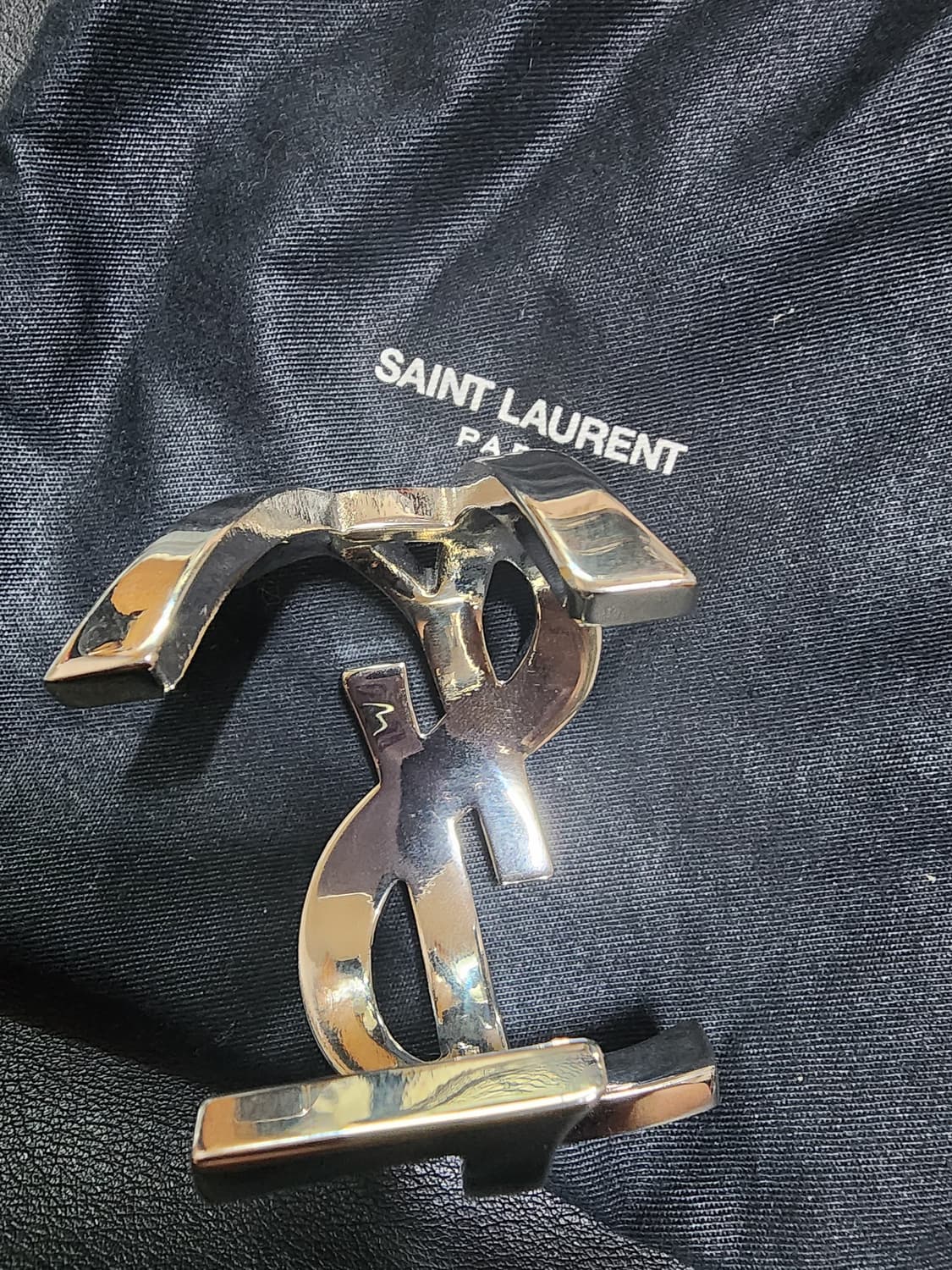 정품 생로랑 팔찌 상품이미지5