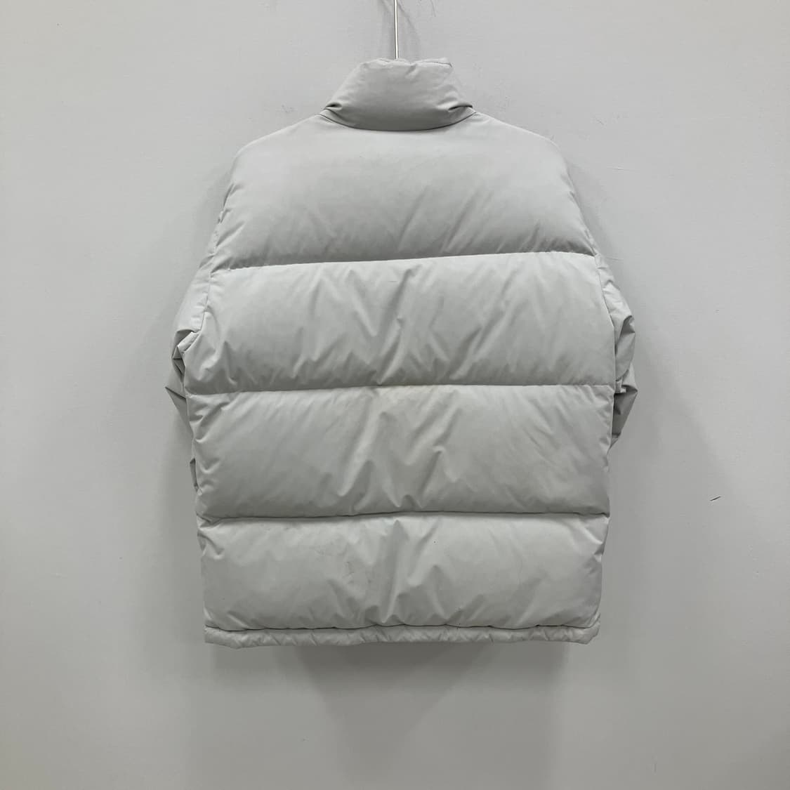 인사일런스 그레이 에센셜 다운 패딩 점퍼 S 상품이미지2