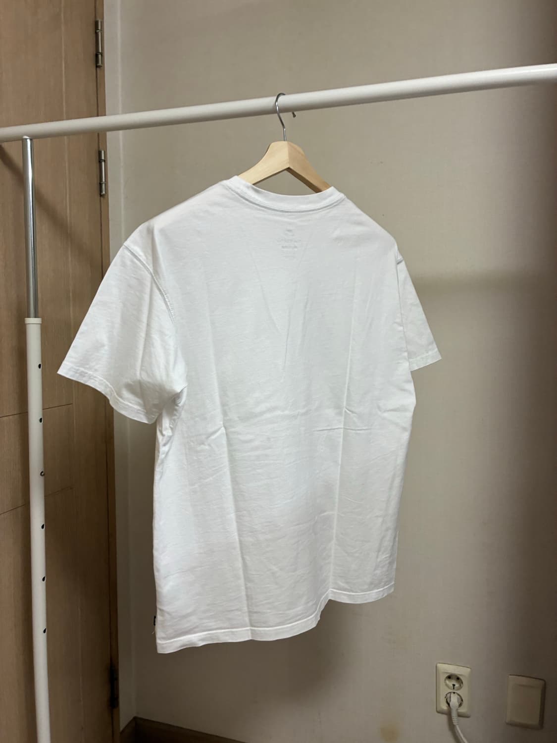 [L]나이키SB 로고 티셔츠 화이트 상품이미지3