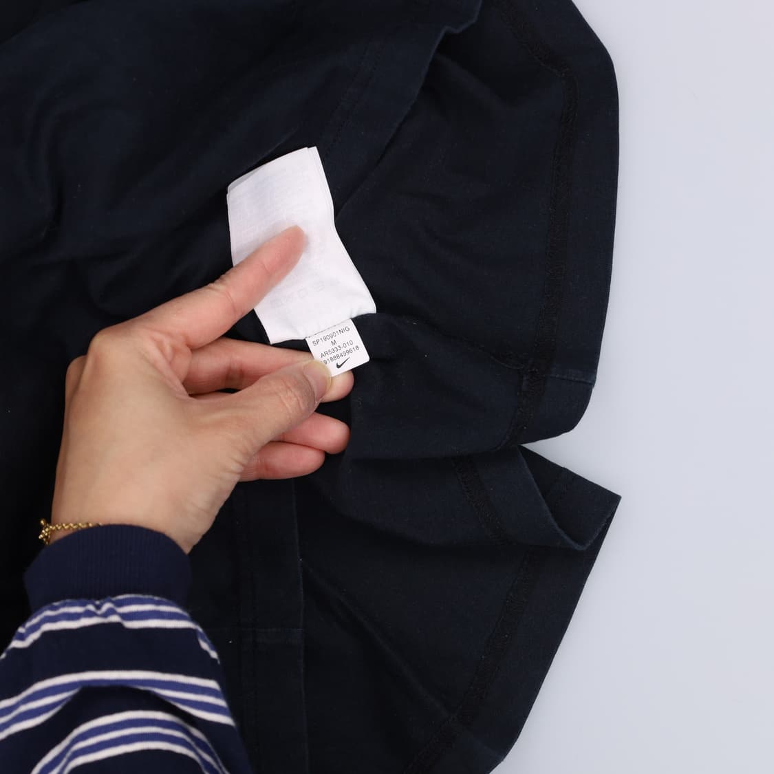 M 나이키 여성 프린팅 반팔티 0410H1 상품이미지5