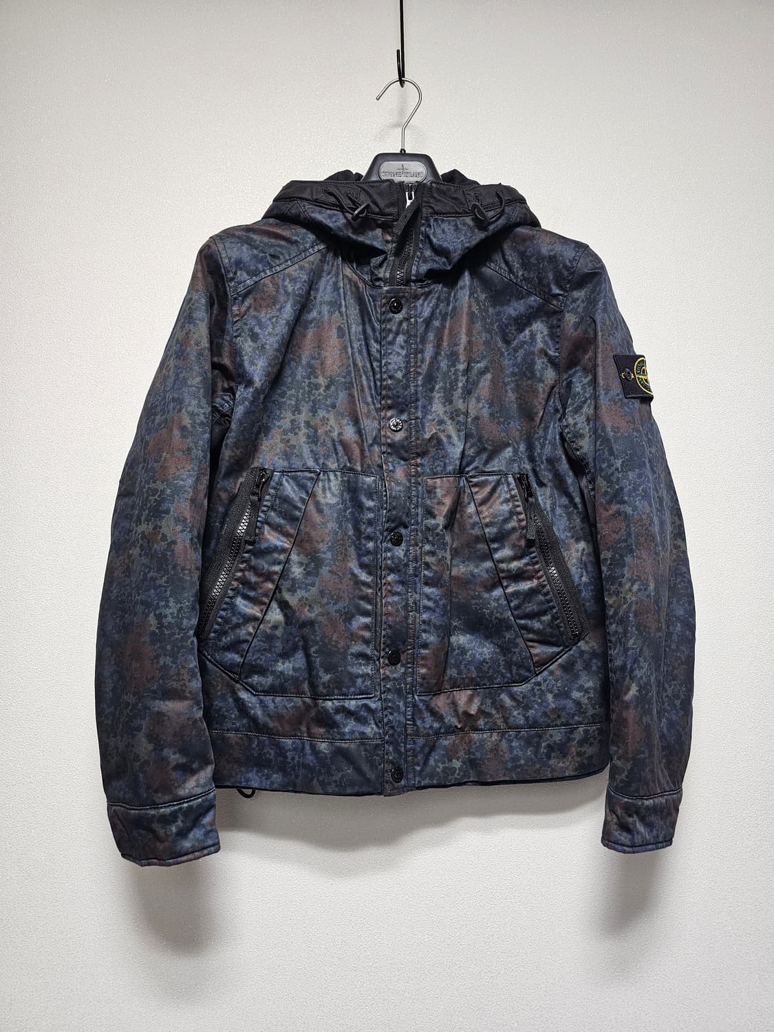 스톤아일랜드 RASO GOMMATO CAMO PRINT-OVD 자켓 상품이미지1