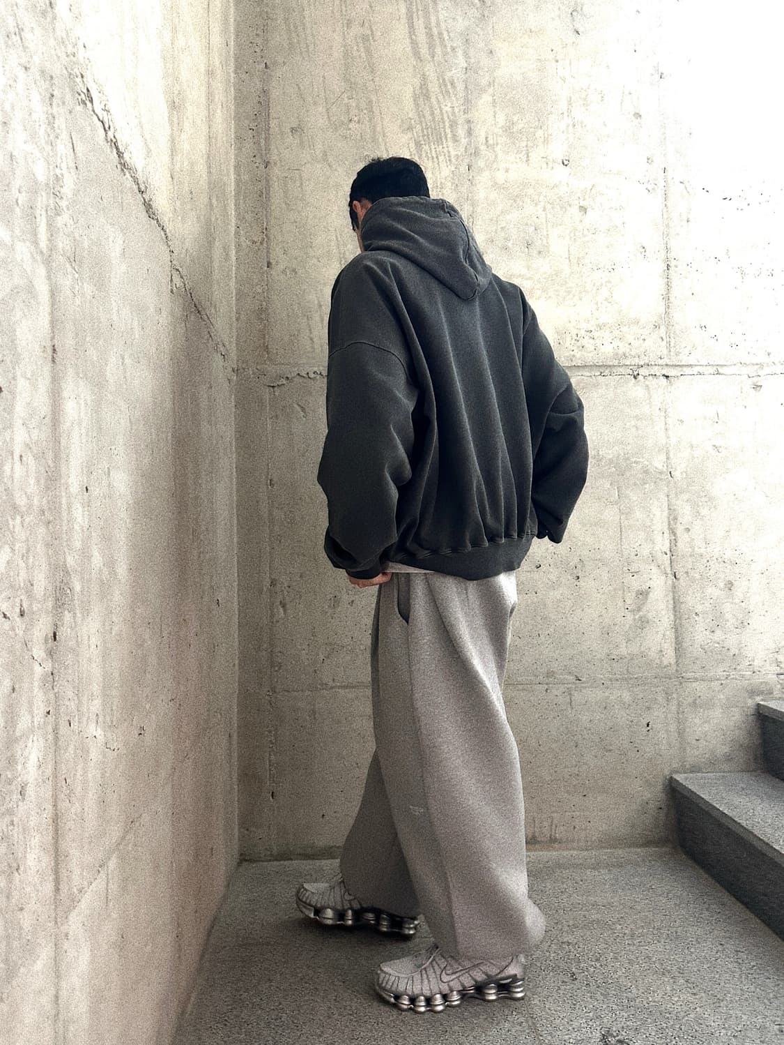 언더마이카 무.08안티 Fxxking 로고 플레이 피그먼트 후드  상품이미지2