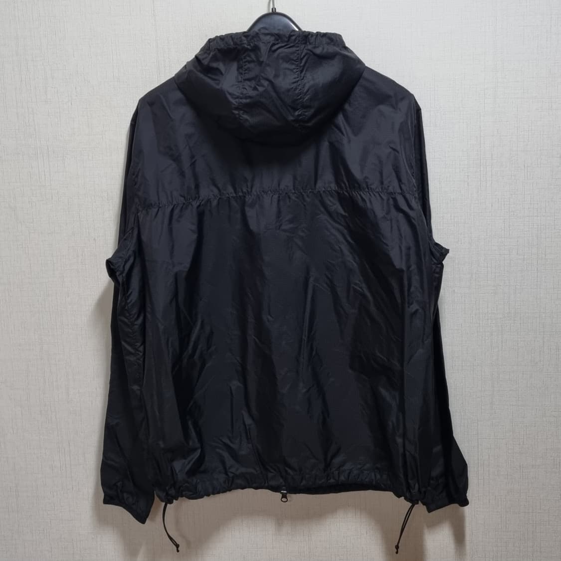 디스이즈네버댓 블랙 후드 바람막이 상품이미지3