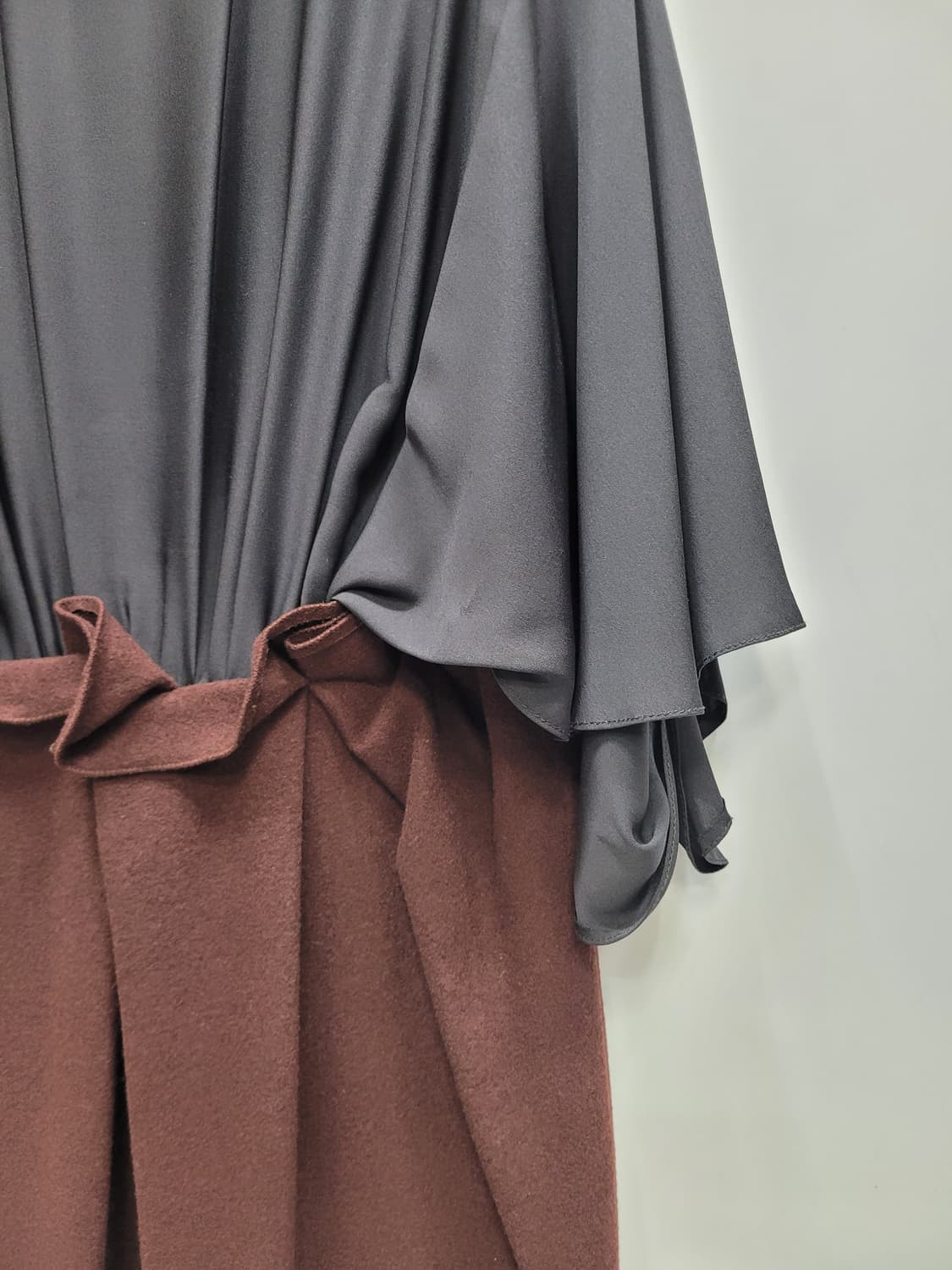 LANVIN 한섬 랑방 실크 배색 울 캐시미어 원피스 / 여 82
 상품이미지4