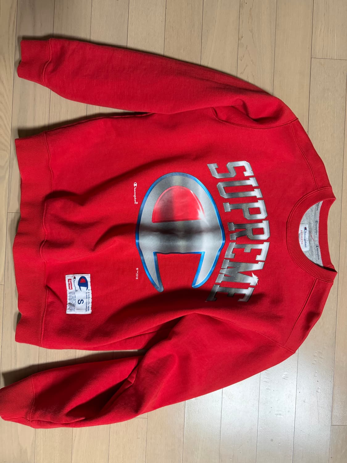 슈프림 챔피온 맨투맨 레드  상품이미지1