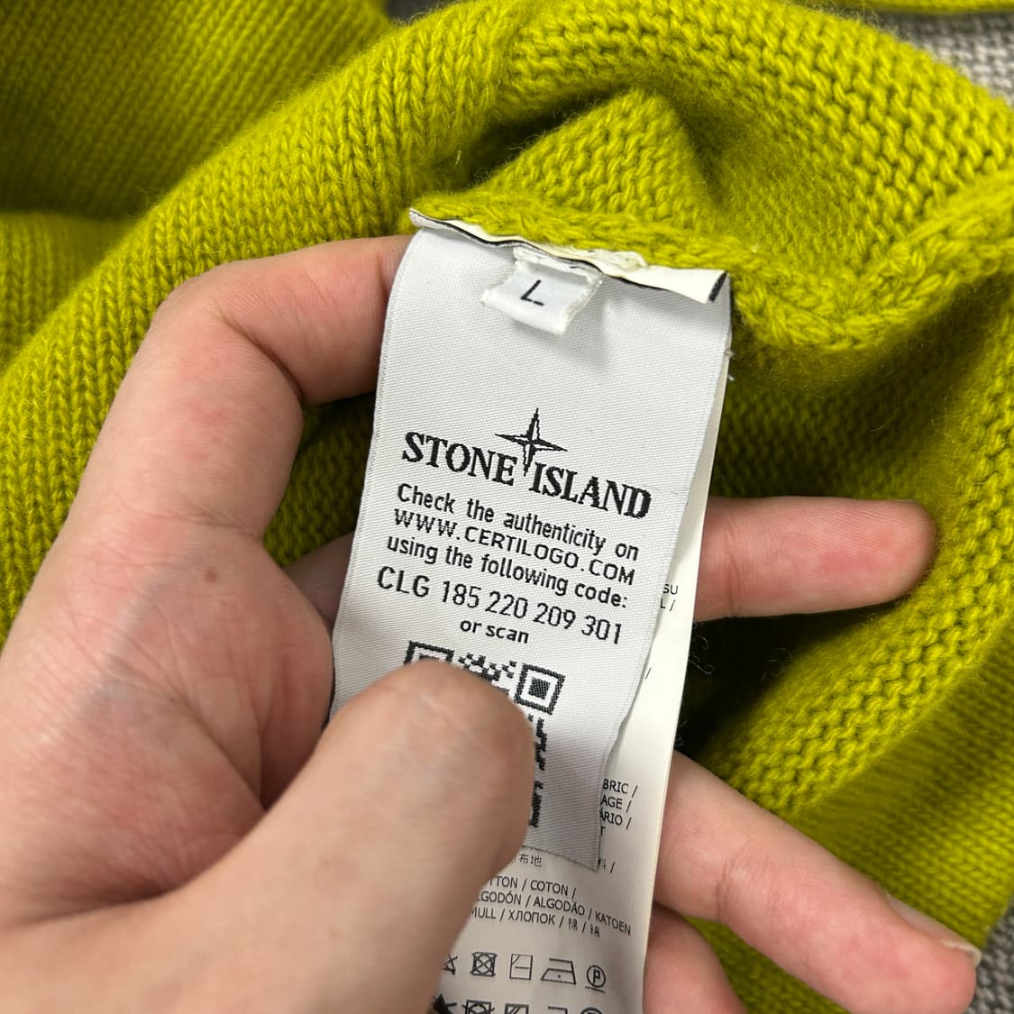 스톤아일랜드 버튼플라이 니트 후드(L) 상품이미지3