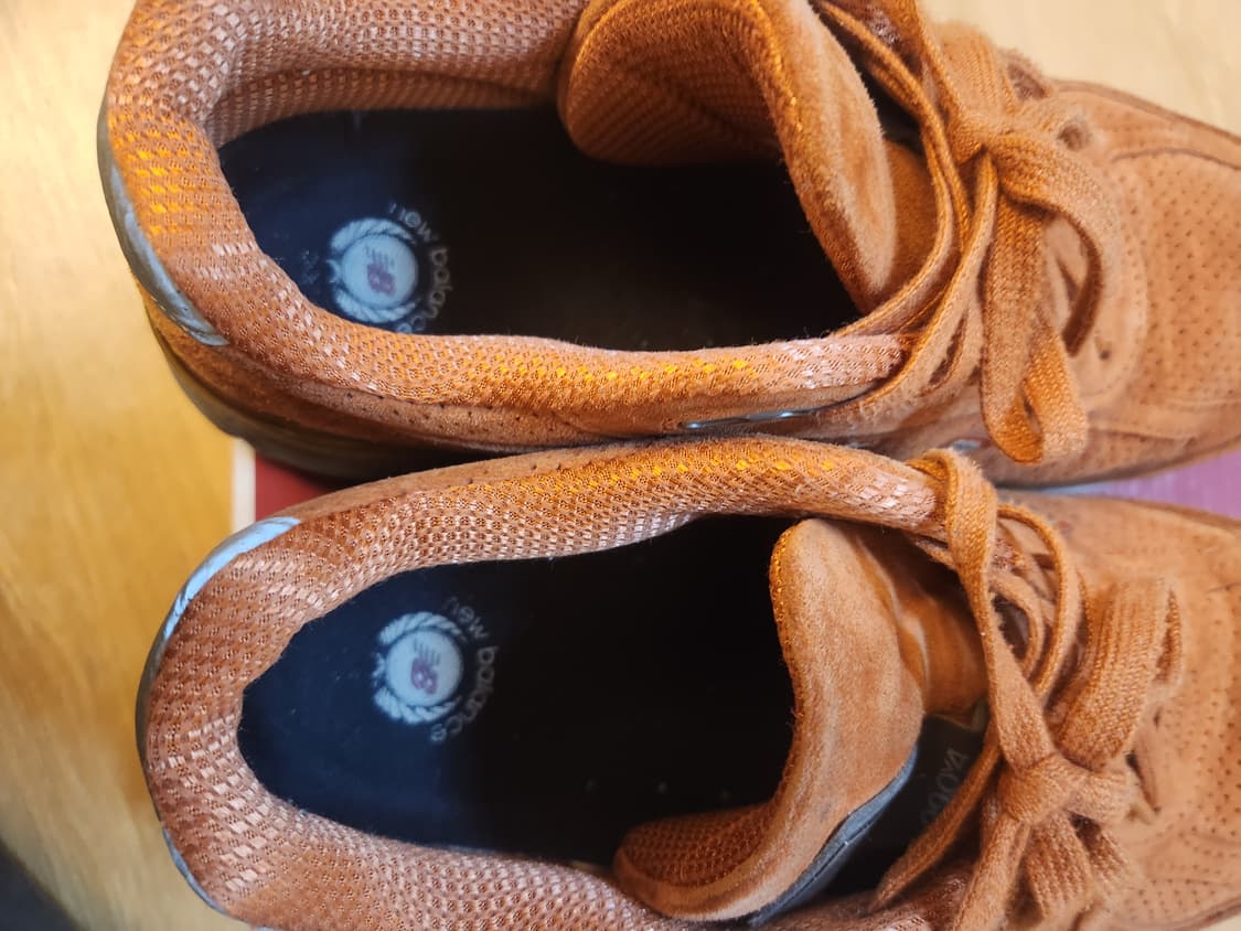 뉴발란스 990v4 주피터 오렌지 270 팝니다 상품이미지3