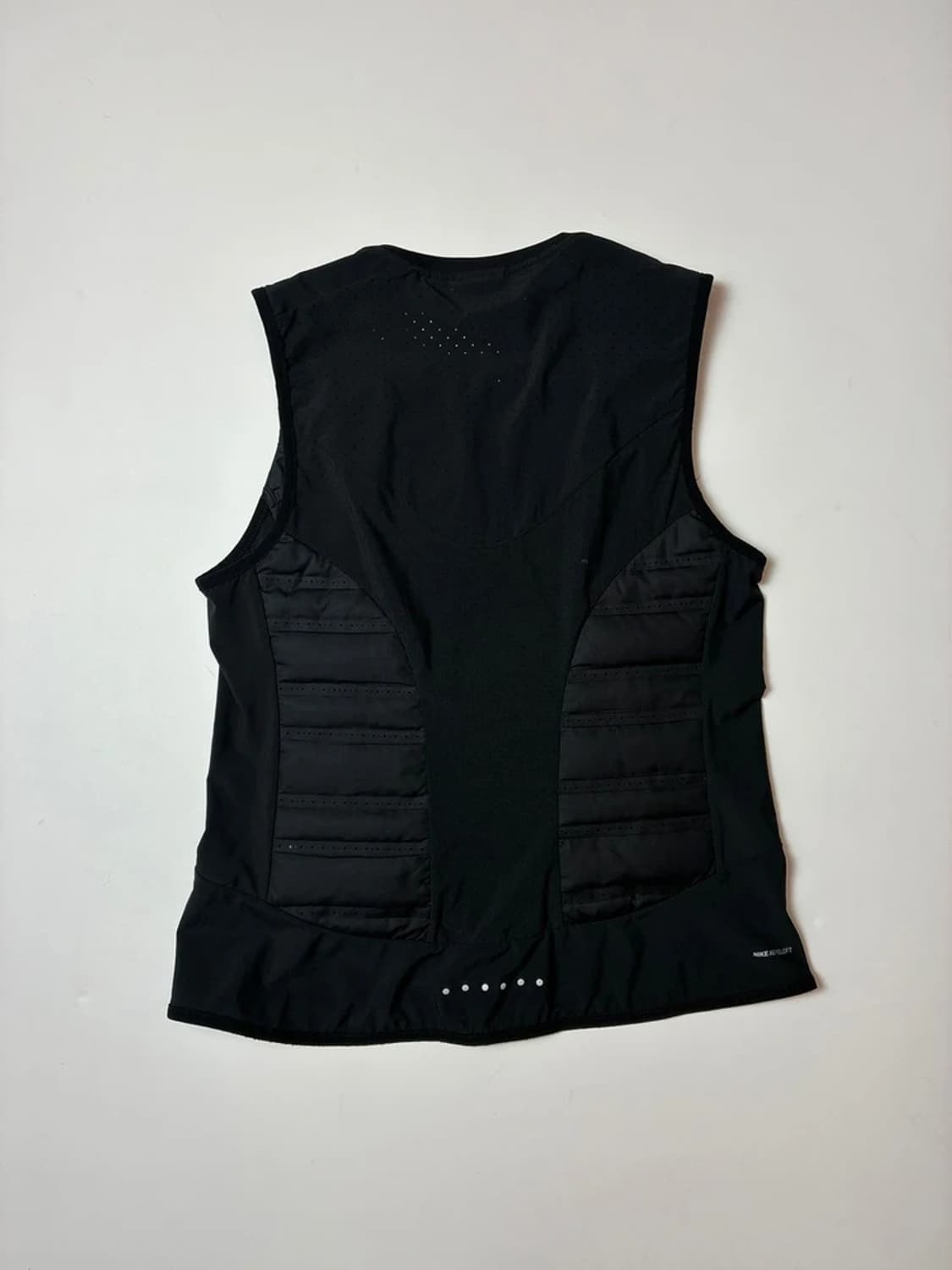 나이키 써마 핏 ADV 리펠 에어로로프트 러닝 베스트 PN8877 상품이미지4