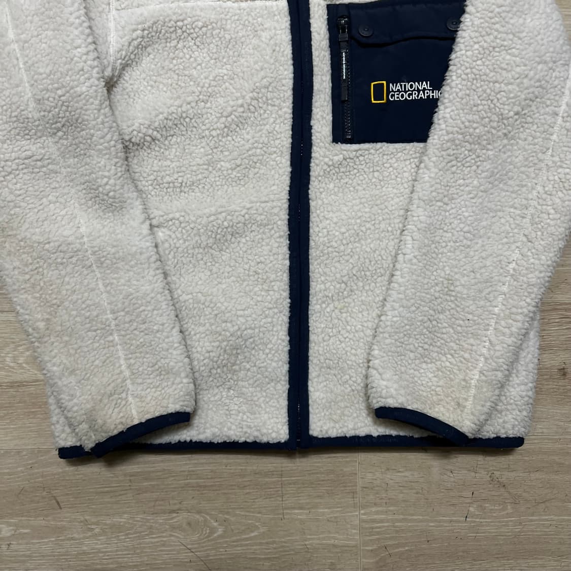 내셔널지오그래픽 남여공용 와펜 뽀글이 후리스 자켓 [아이보리] M/95 상품이미지3