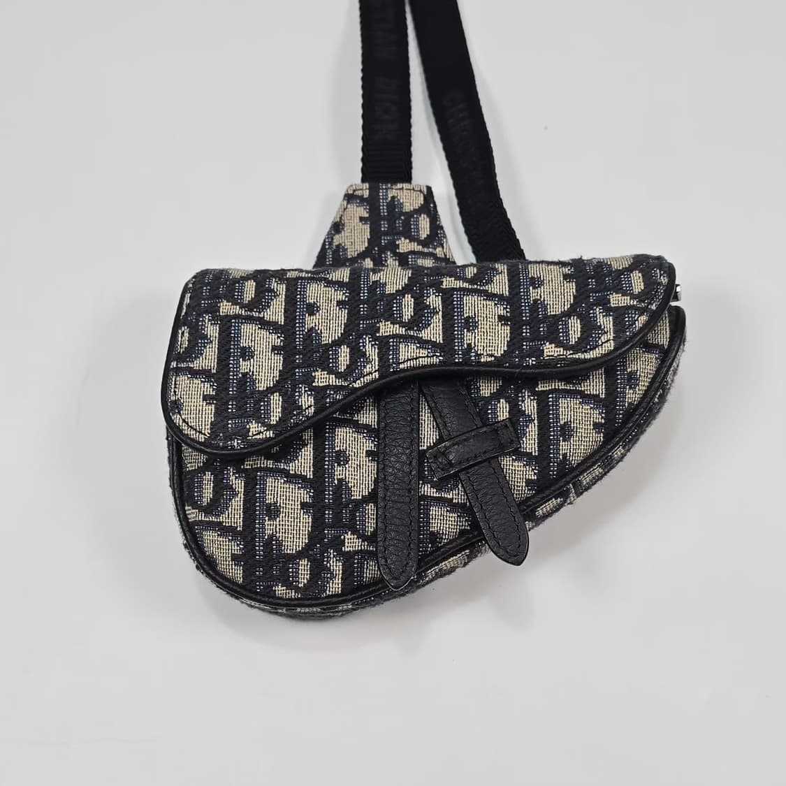 디올 오블리크 새들 벨트백 ( 나노 )  상품이미지2