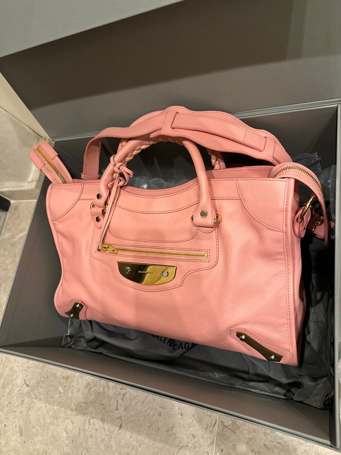 발렌시아가 클래식 모터크로스 메탈 플레이트 시티 백 상품이미지2