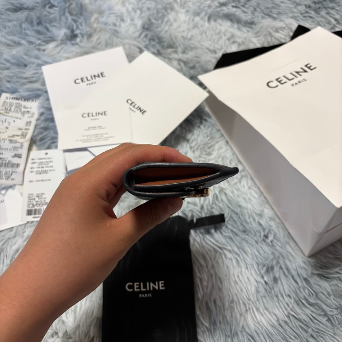 셀린느 트리옹프 카드지갑 상품이미지2