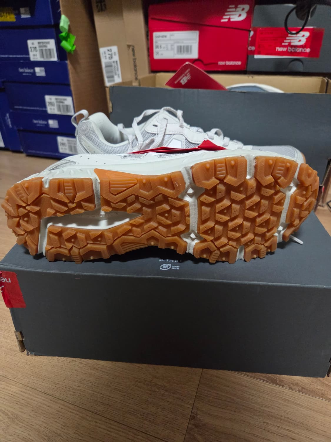 뉴발란스 410 290사이즈 새상품 MT410KF5 상품이미지2