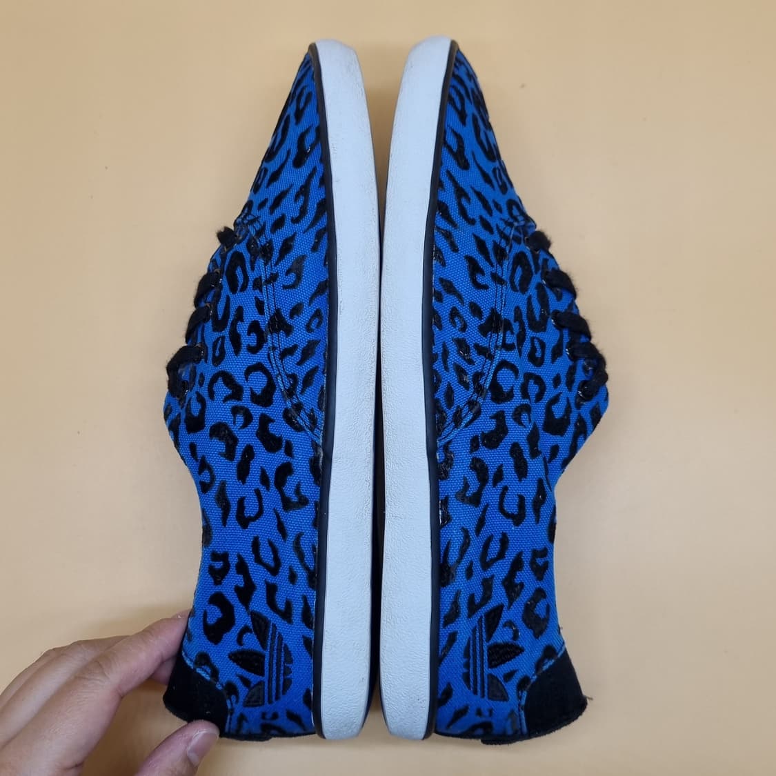 아디다스 레오파드 스니커즈245. 상품이미지5