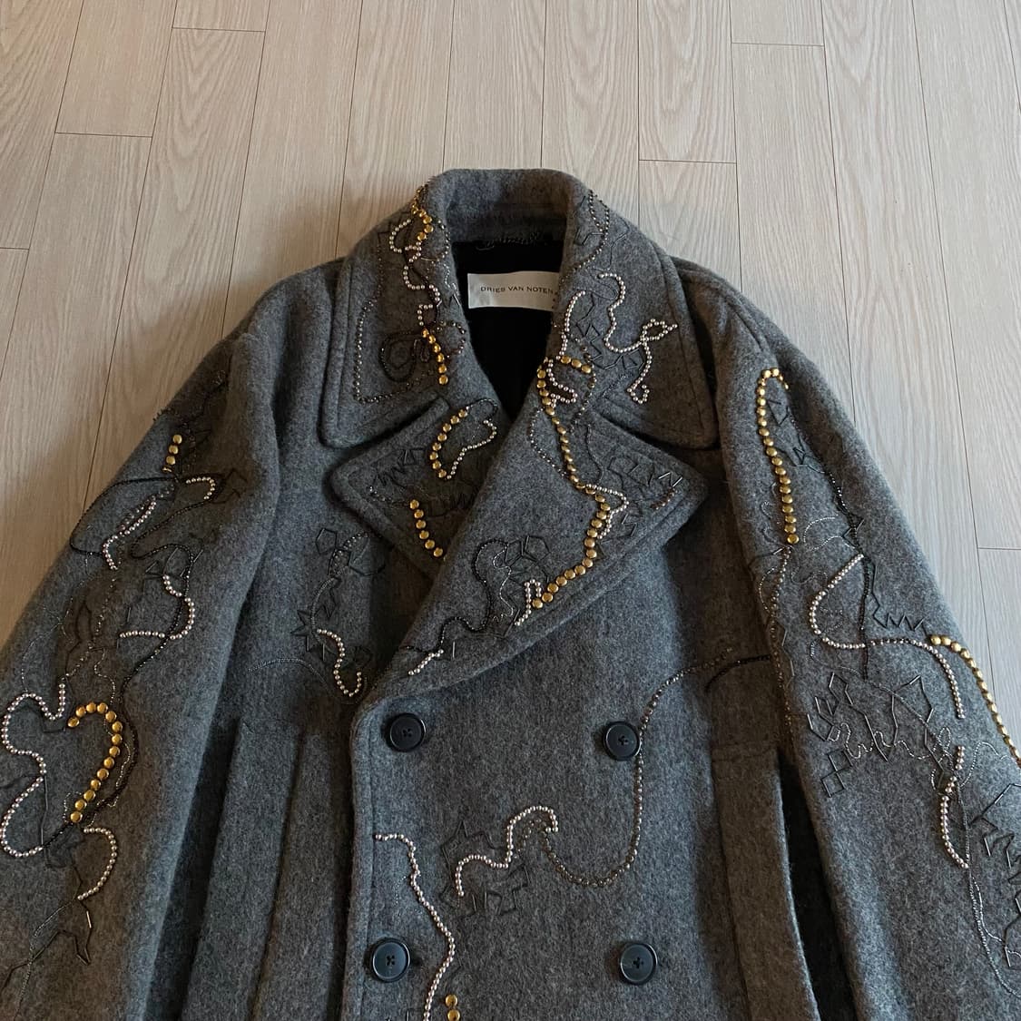 [XL] 드리스 반 노튼 23FW Raven EMB 핸드메이드 코트 상품이미지3