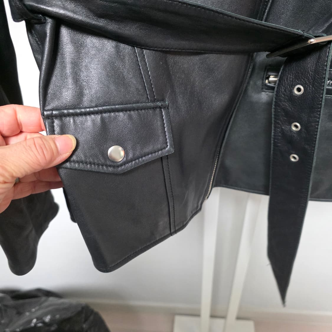 지컷 벨트 라이더 양가죽 자켓 블랙 상품이미지5