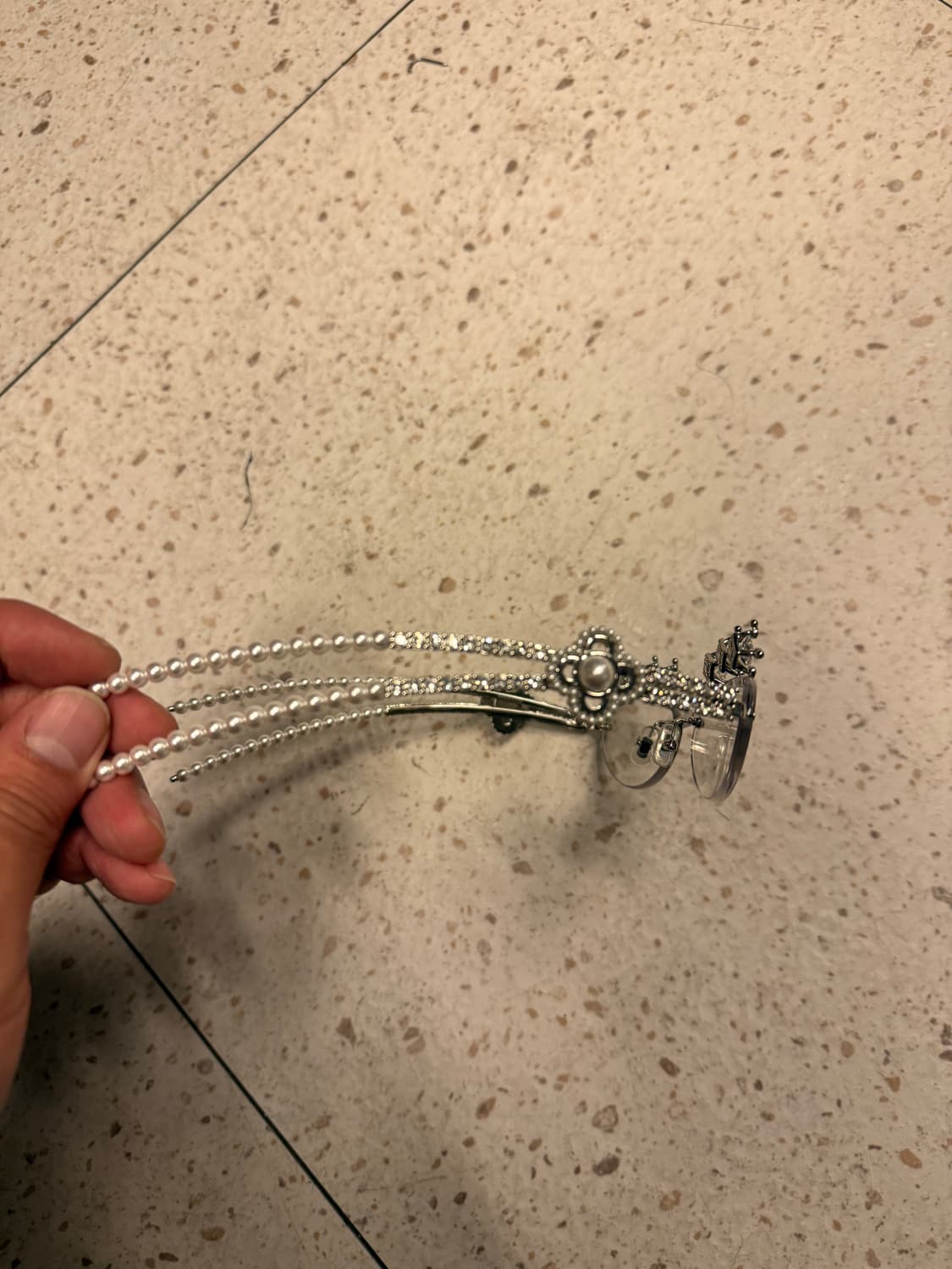 젠틀몬스터 진주 안경 상품이미지2