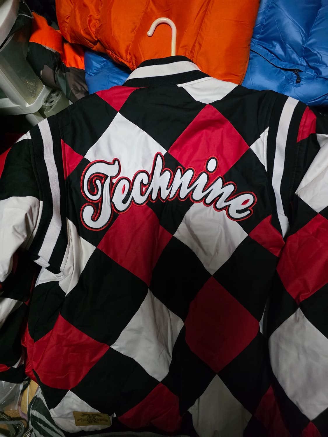 Tech Nine 다이아몬드 패턴 점퍼 상품이미지1