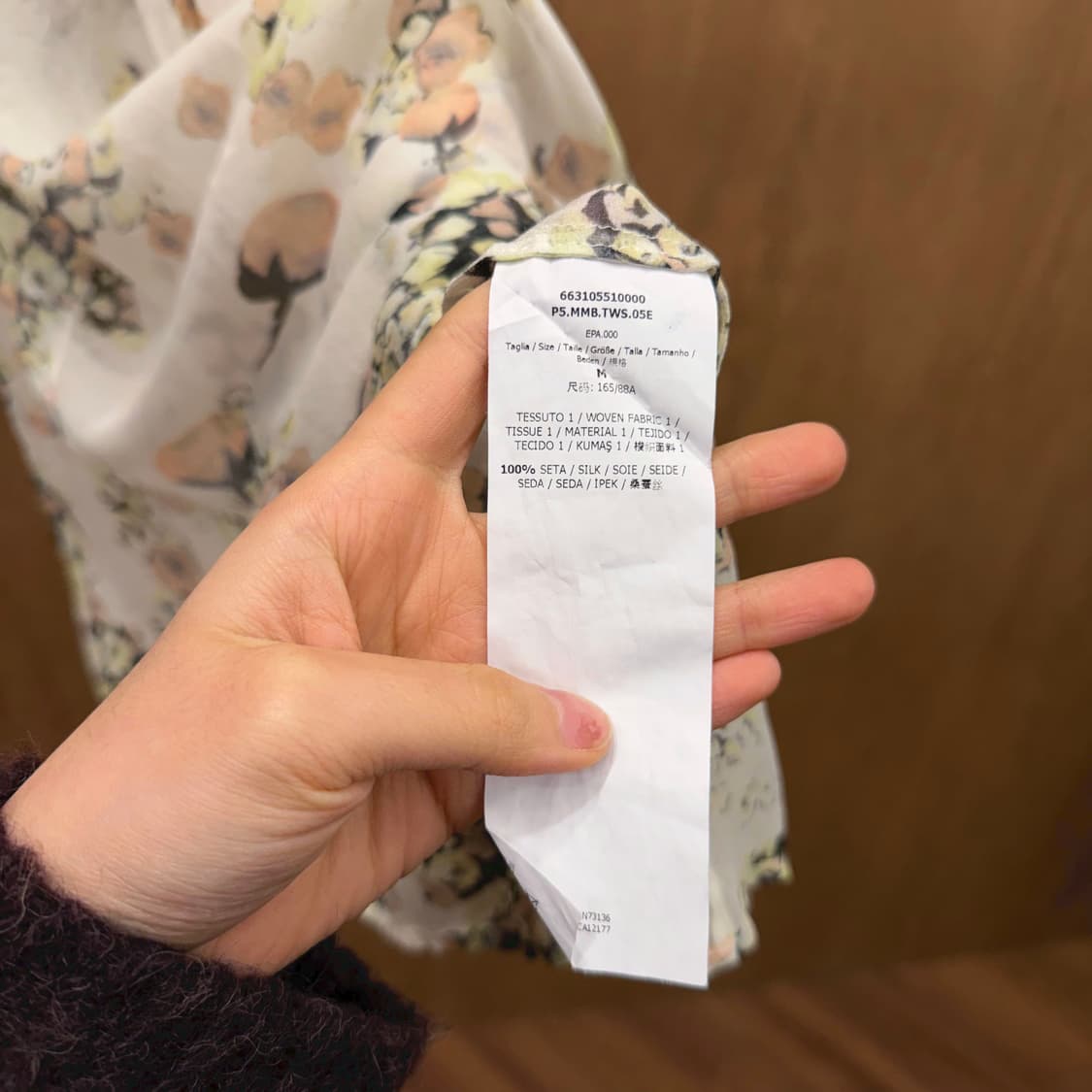 막스마라 실크 슬리브리스 블라우스 플로럴 프린팅 디테일 루즈핏 아이보리 상품이미지7