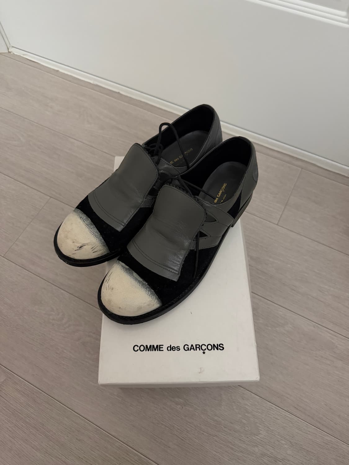 꼼데가르송 로퍼 상품이미지1