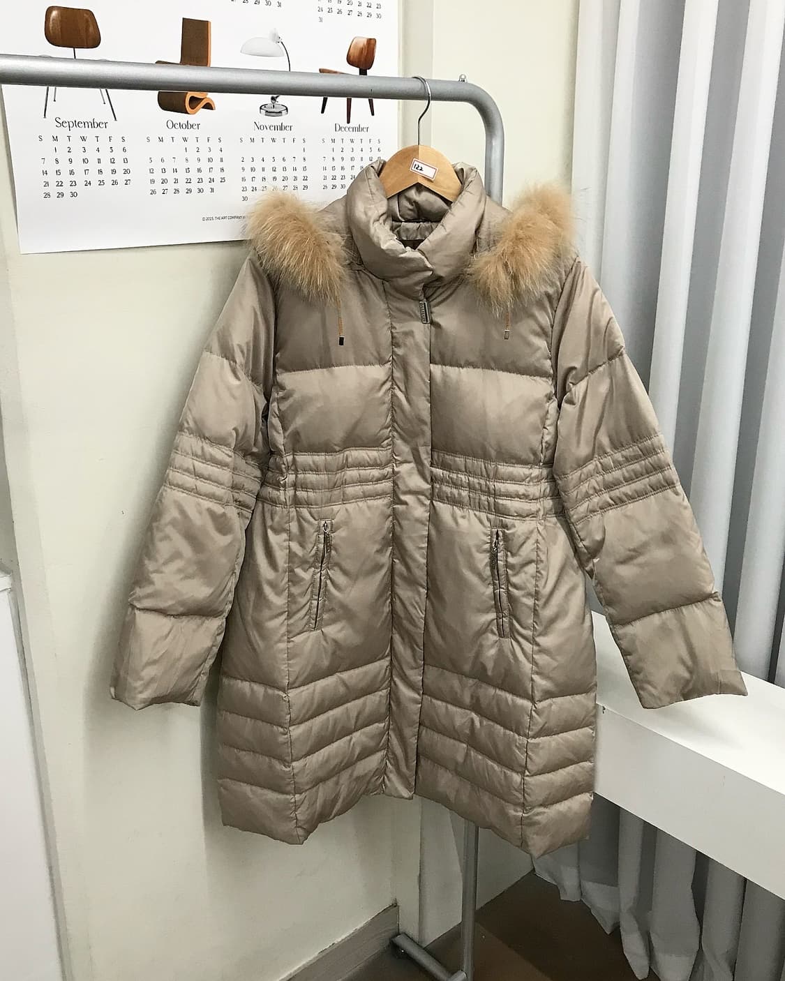 발망 은장 로고 후드 롱패딩 상품이미지1