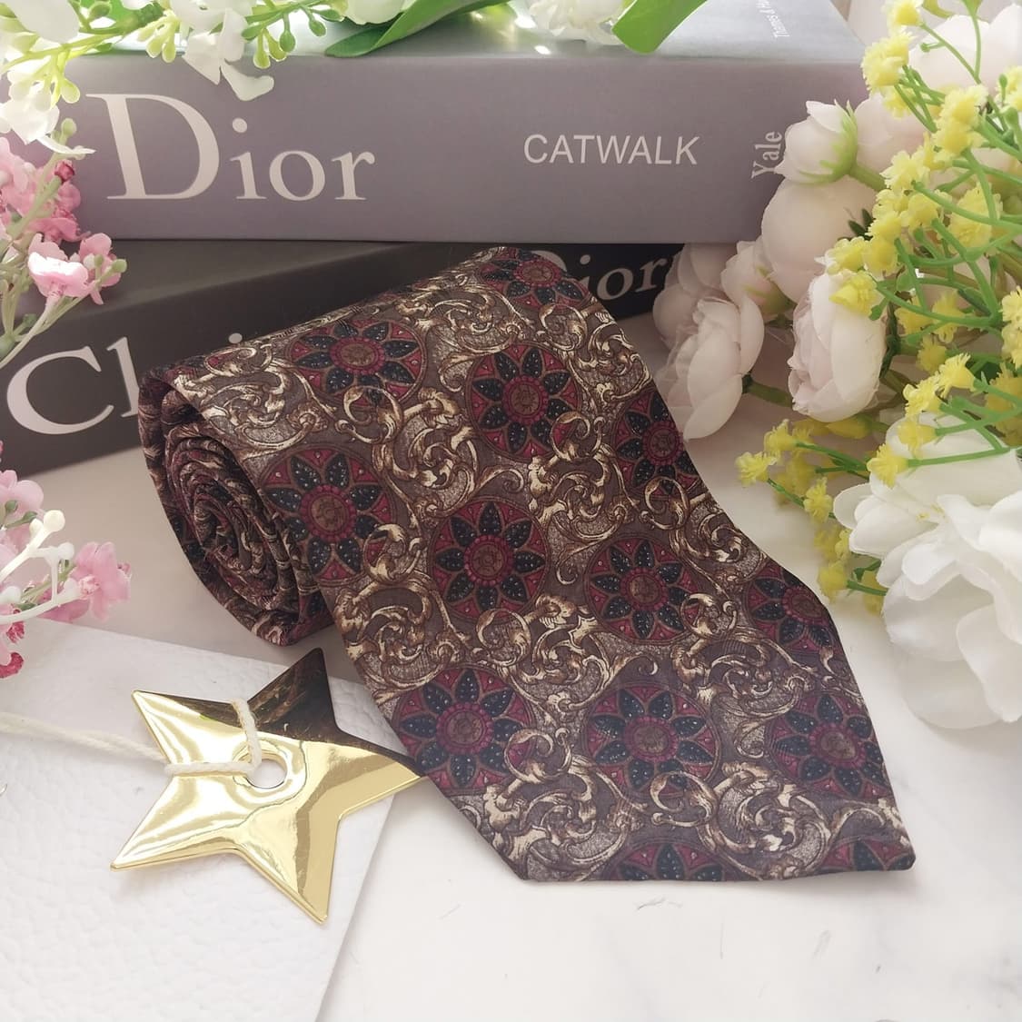 크리스찬 디올 브라운 바로크 패턴 넥타이 9.6cm A+등급 K1536
 상품이미지2