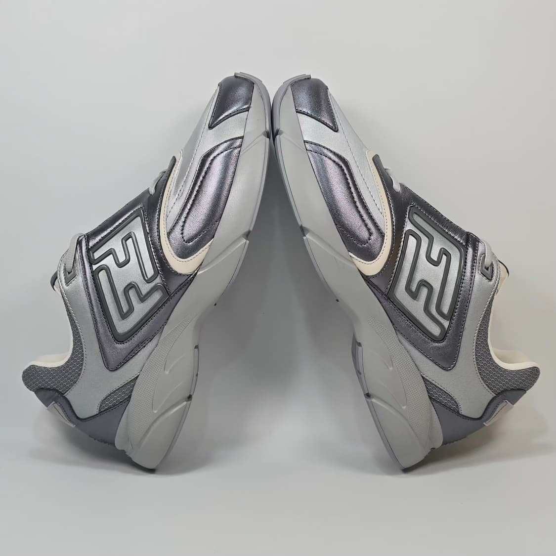 펜디 패스터 트레이너 스니커즈 ( 290 ) 상품이미지4