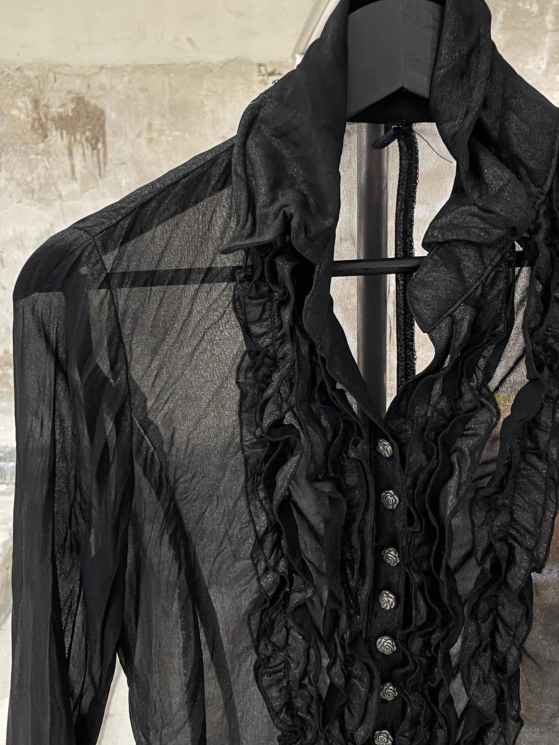 vereje 블랙 레이스 펄 시스루 셔츠 상품이미지2