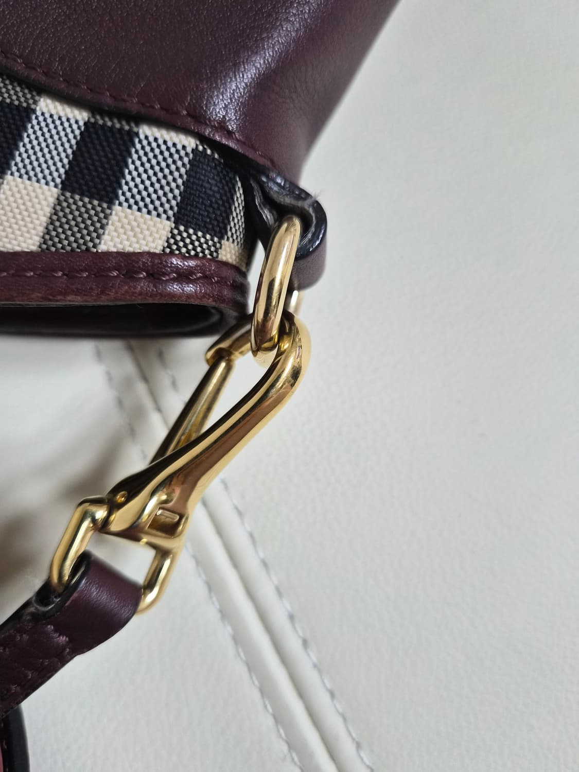 버버리정품 크로스백 30x20 상품이미지9