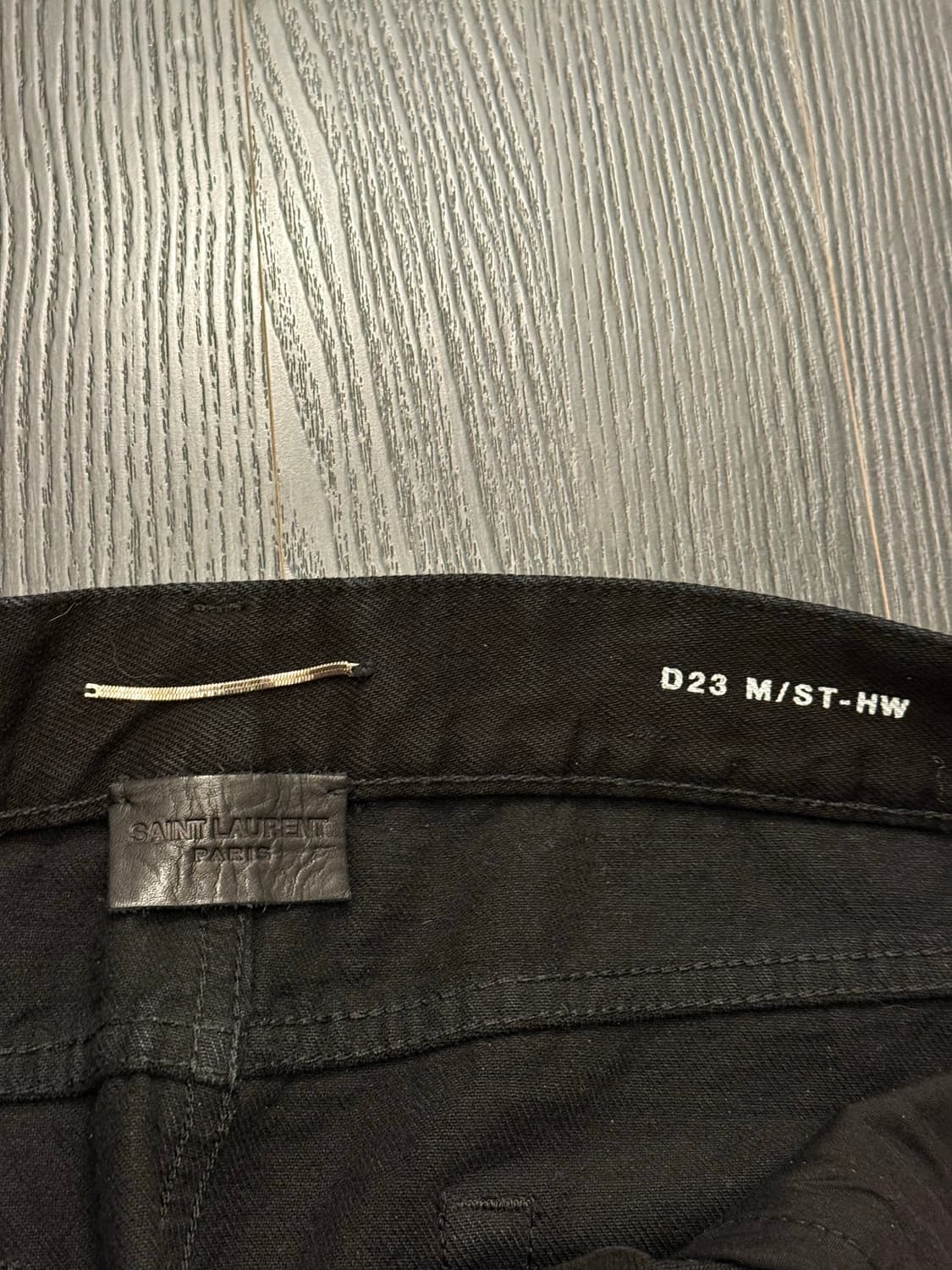 생로랑 스트레이트 핏 블랙 데님 33 상품이미지5