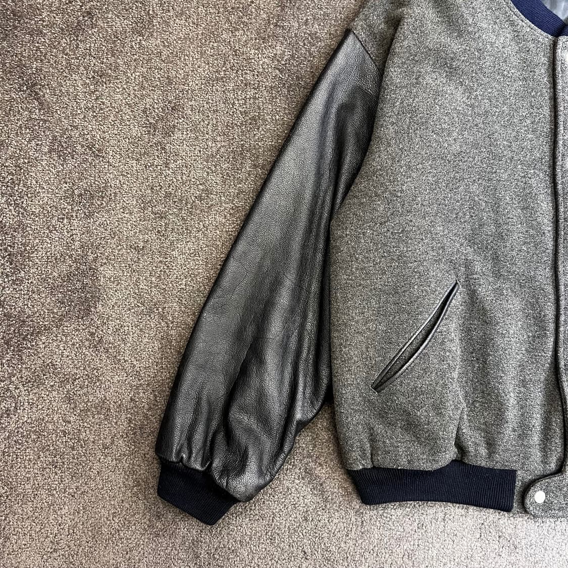 캘빈클라인 레더 배색 스타디움 자켓 상품이미지3