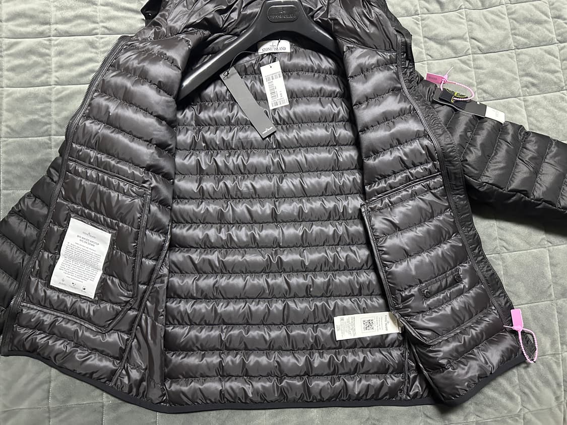 [L] 스톤 아일랜드 바이오 베이스 립스탑 후드 다운 경량패팅 자켓 블랙 상품이미지4