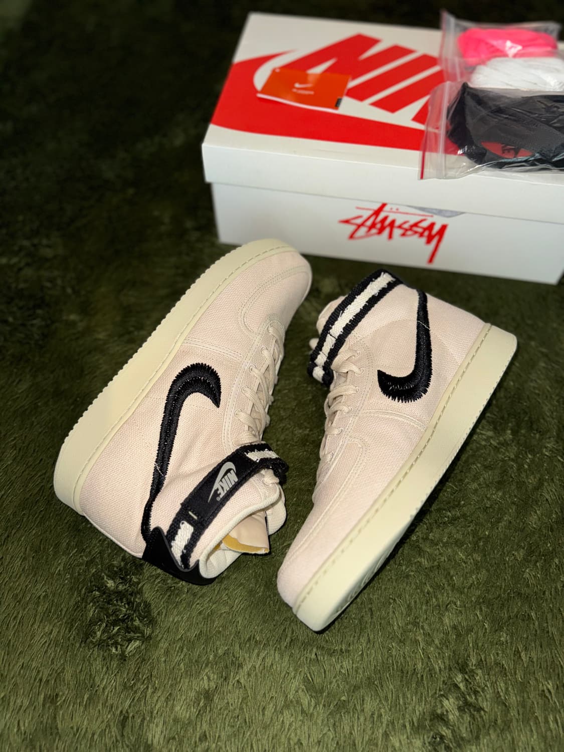 [300] 나이키 X 스투시 반달 하이 스트랩 파슬 베이지 상품이미지4