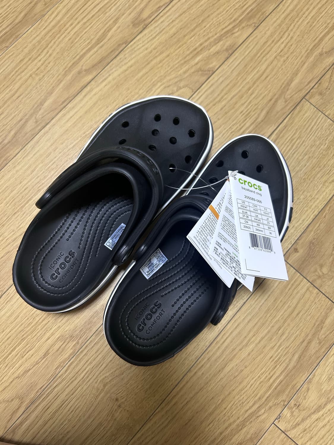 크록스 블랙 상품이미지1