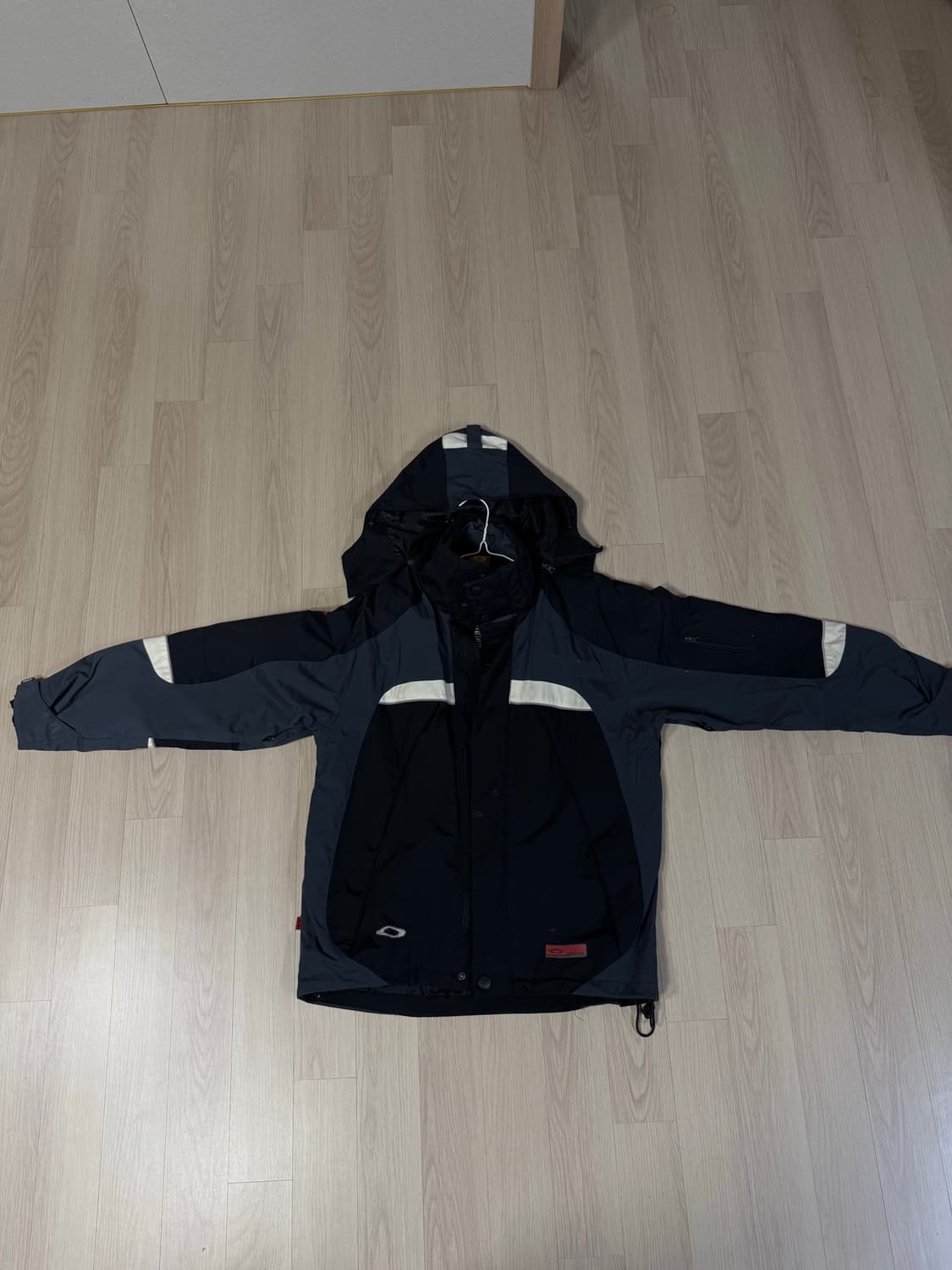 오클리 스키파카 상품이미지1