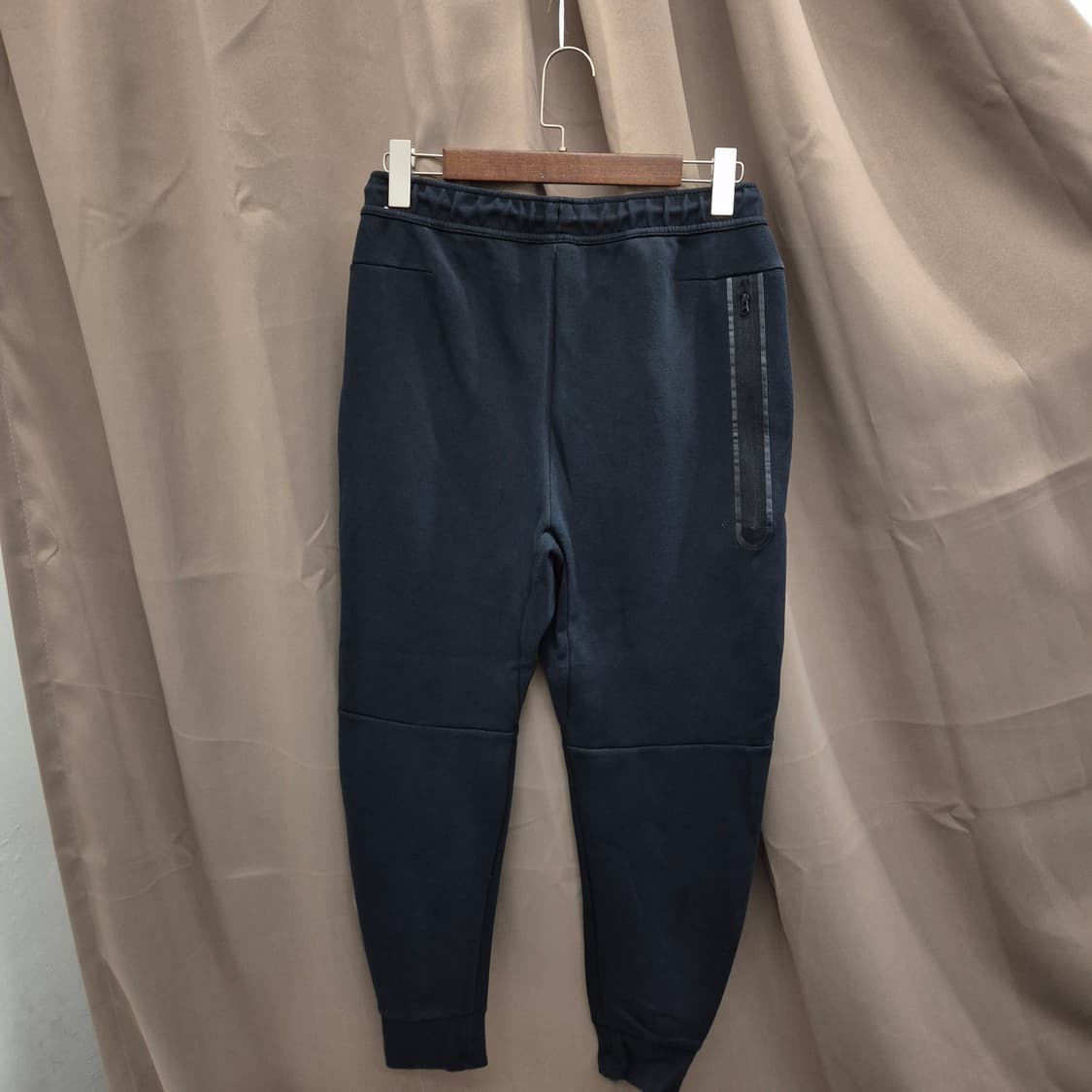 나이키 테크 플리스 조거 팬츠 L 상품이미지3