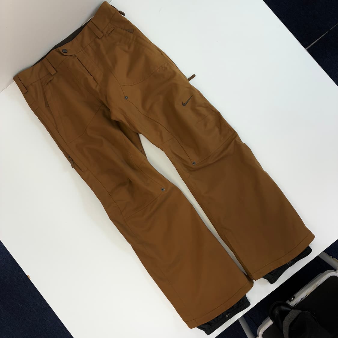 Nike 나이키 브라운 센터 스우시 우븐 스키 팬츠 상품이미지3