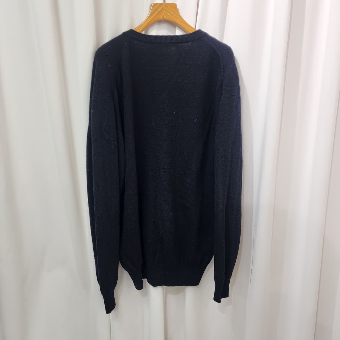 디올(ChristianDior) 브이넥 니트 상품이미지4