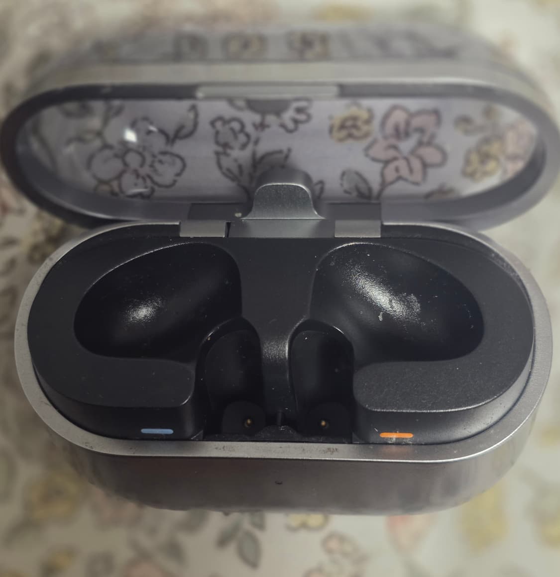 갤럭시 버즈3 실버 충전본체+충전선 상품이미지5