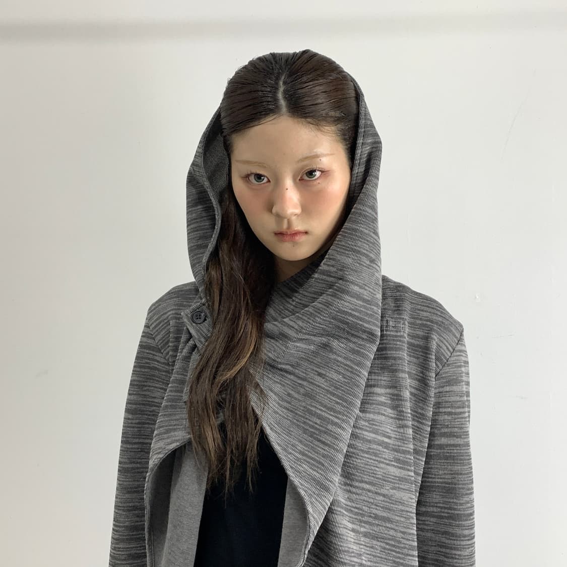 토네이도 마트 드레이프넥 후드 가디건 상품이미지1