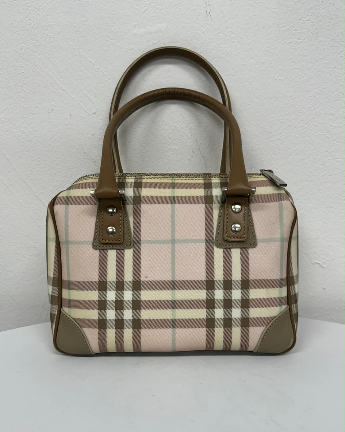 버버리 베이지 핑크 체크 미니 보스톤 토트백 상품이미지1