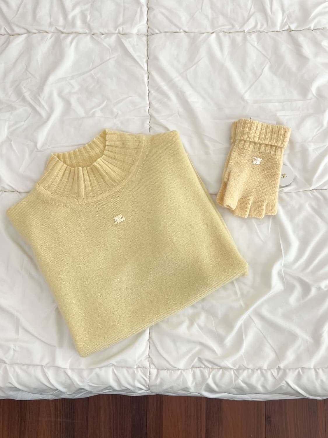 courreges / 꾸레쥬 옐로우 캐시미어 니트   상품이미지1