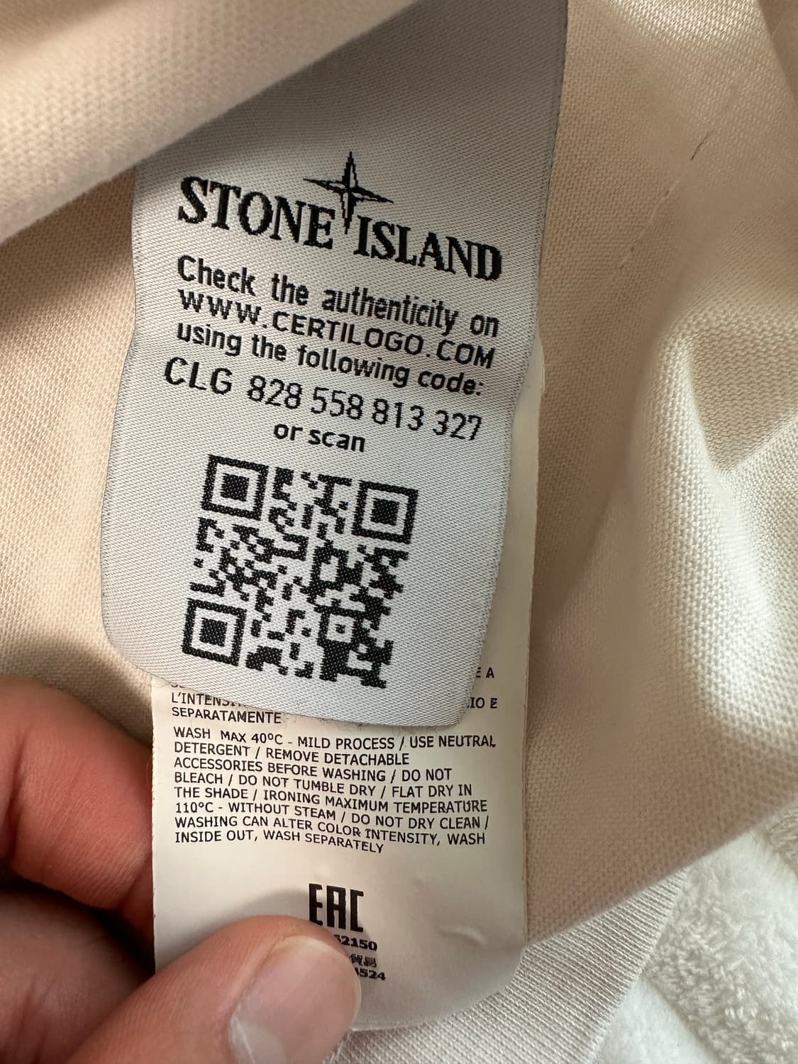 스톤아일랜드 롱슬리브 화이트 상품이미지2