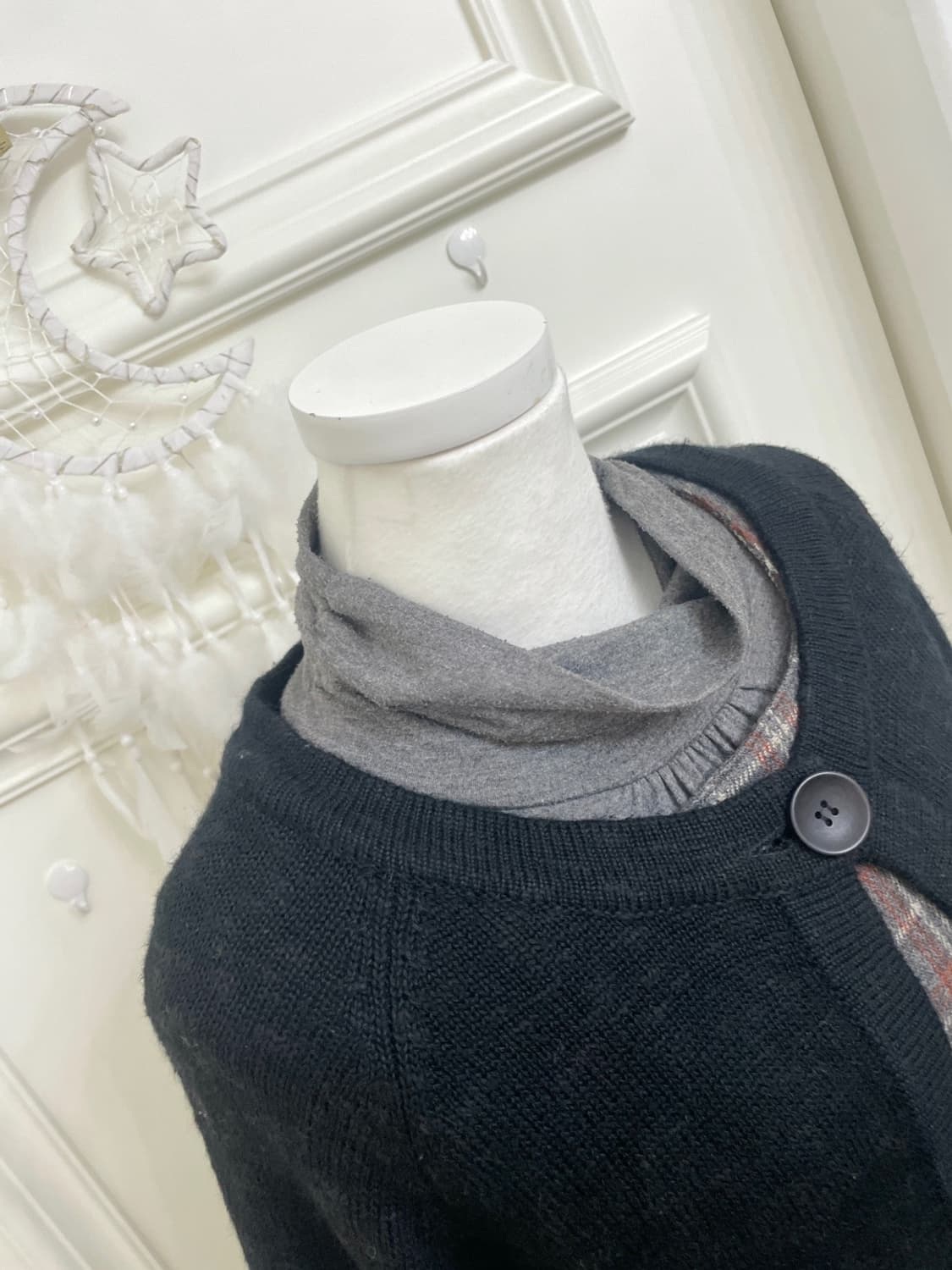 black button point sleeve flare cardigan 상품이미지7