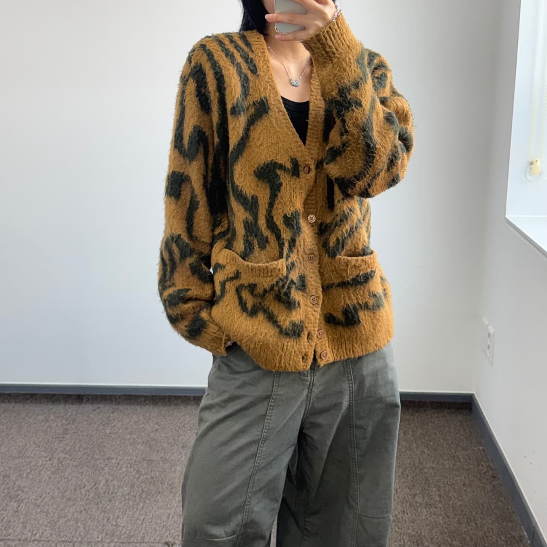 Obey 오베이 패턴 브라운 니트 가디건 상품이미지1