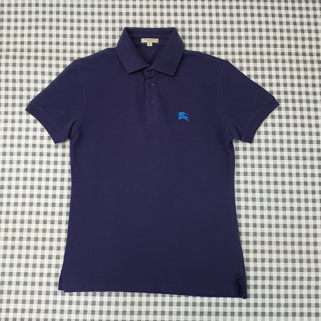 버버리 슬림핏 반소매 카라티 남자95 상품이미지1