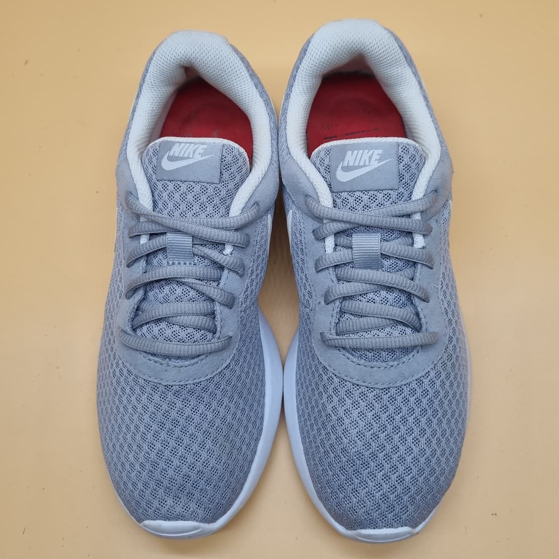 나이키 탄준 울프 그레이 여성운동화235  상품이미지2